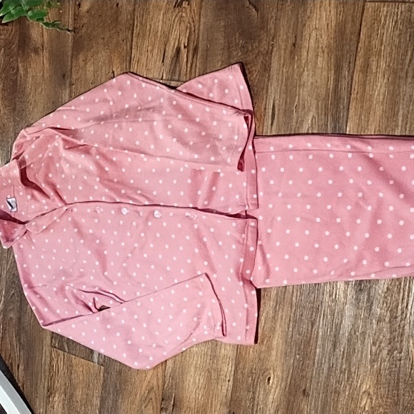 Totally Pink Other - 🎁🎁🎁Totally Pink pajama set XL polka dots in like new condition. Never worn.